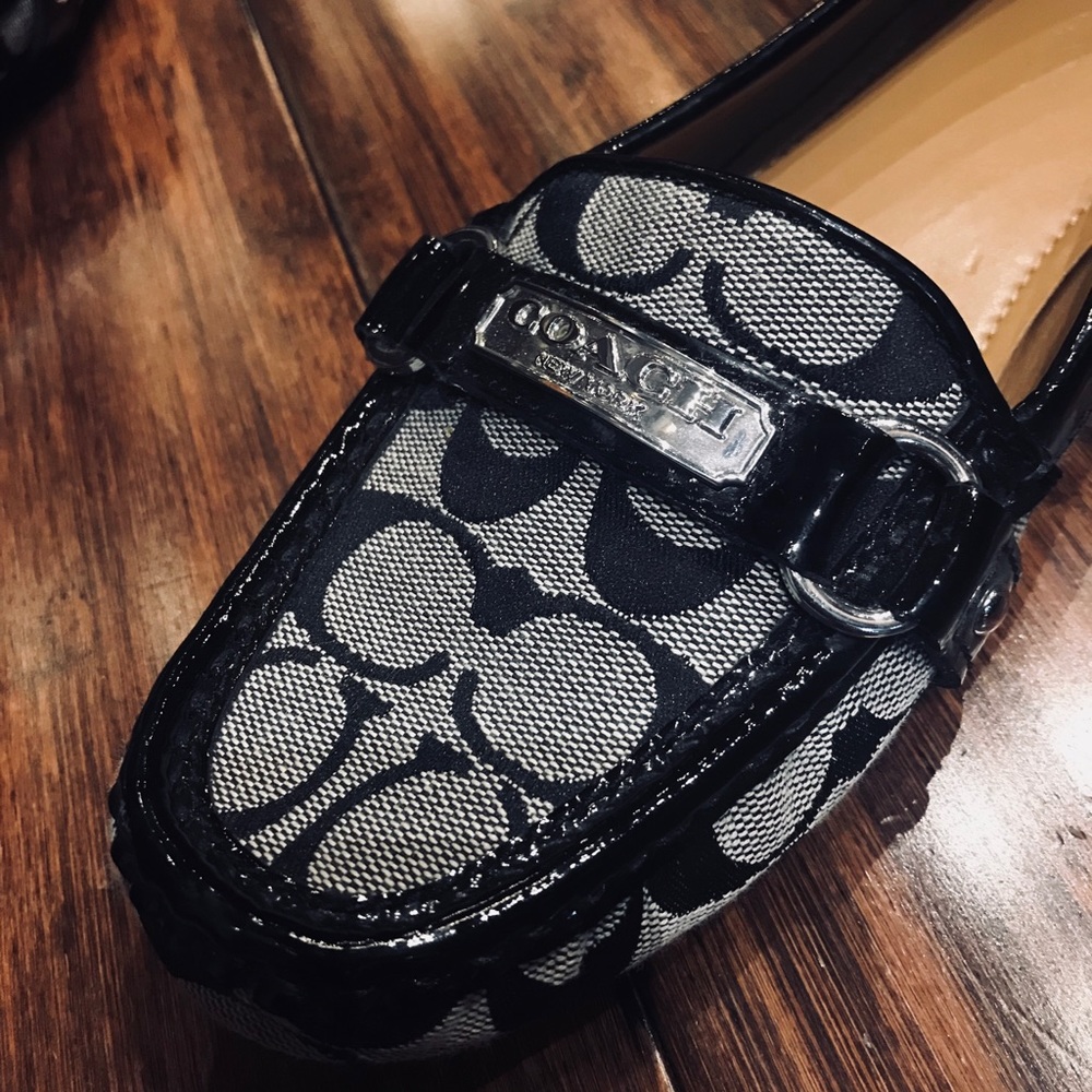 Really cool classic coach shoes!